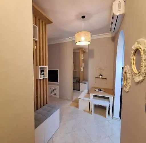 Flat Apartment *